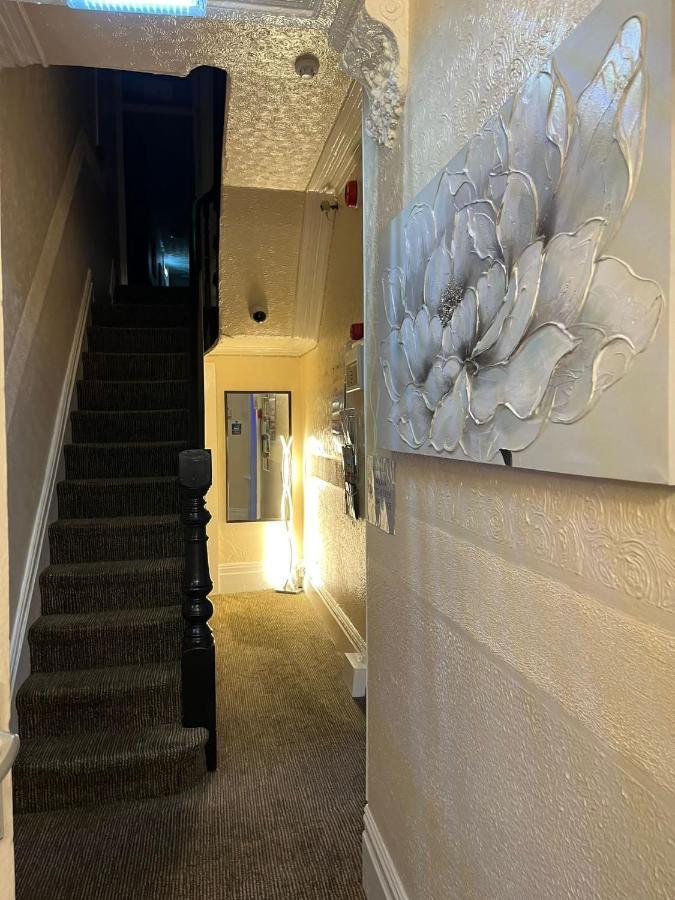 Clifton Private Hotel Blackpool Extérieur photo