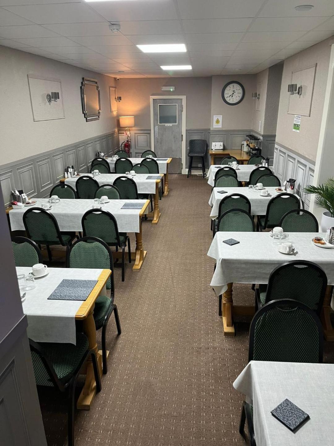 Clifton Private Hotel Blackpool Extérieur photo