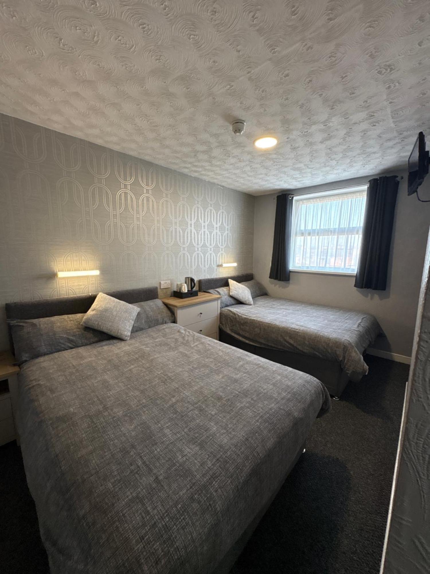Clifton Private Hotel Blackpool Extérieur photo